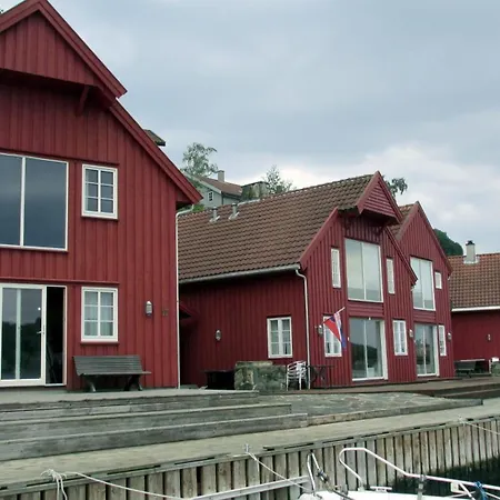 L17 - Lyden Av Lägenhet Sjernaroy